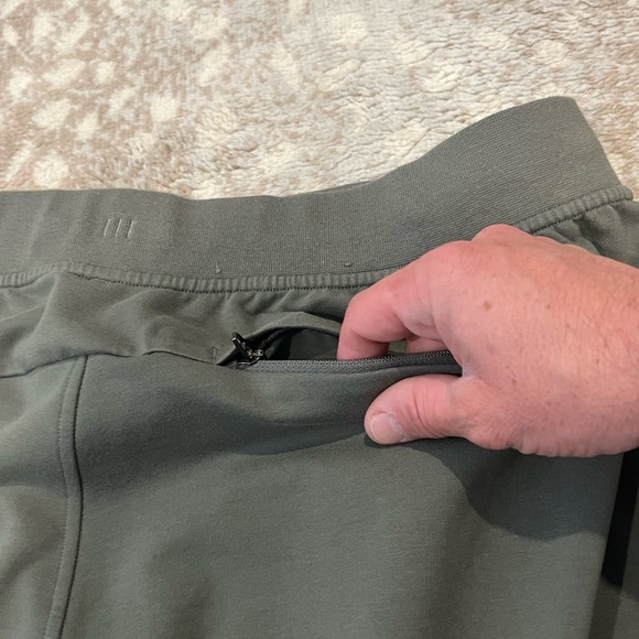Lululemon Joggers - Picture 5 of 6
